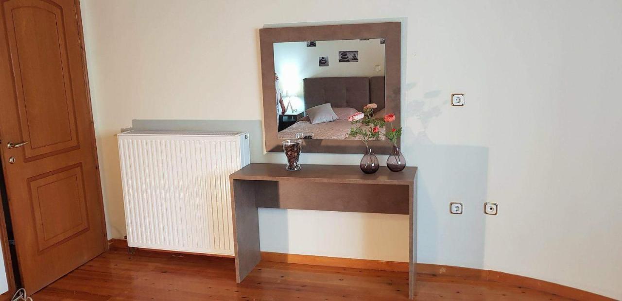 Eleas Gi Villa Vitaládes Exteriör bild